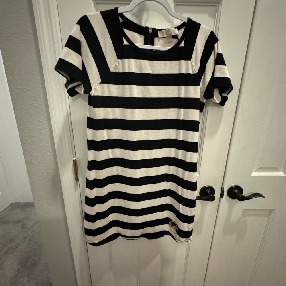 Michael Kors Striped T-Shirt Dress with Gold MK Logo‎ – Size M